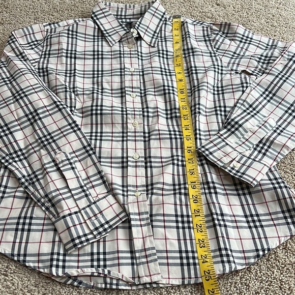 Burberry London large long sleeve button up plaid shirt. - Picture 6 of 10